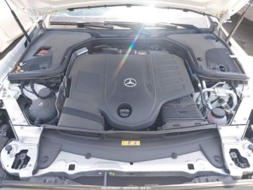 Mercedes Klasa E W213 2022 Mercedes-Benz Klasa E 450 2022 3.0l 3.0 Benzyna 362KM, zdjęcie 8