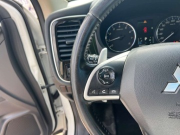 Mitsubishi Outlander III 2015 Mitsubishi Outlander 2.0 147 Koni Automat 7-miejsc Klimatyzacja Nawigacja, zdjęcie 18