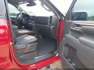 Chevrolet Silverado II 2023 Chevrolet Silverado 1500 Short Bed Rst 2023 5.3l 5.3 Benzyna 355KM, zdjęcie 9