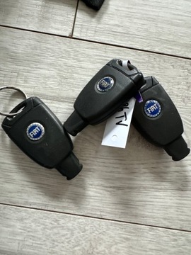 FIAT CROMA KLÍČEK KLÍČ OVLÁDAČ KOMPLETNÍ
