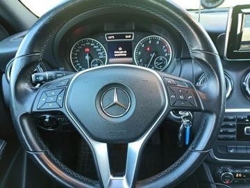 Mercedes Klasa A W176 Hatchback 5d 1.6 180 BlueEFFICIENCY 122KM 2013 Mercedes A 180 salon, II właściciel, 2013/14, zdjęcie 13