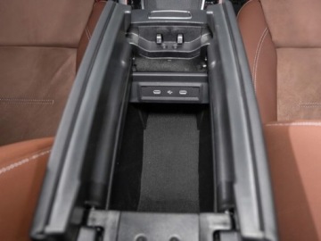 Mercedes GLB SUV AMG 35 2.0 306KM 2025 MERCEDES-BENZ GLB AMG 35 4-Matic Suv 2.0 (306KM) 2025, zdjęcie 12