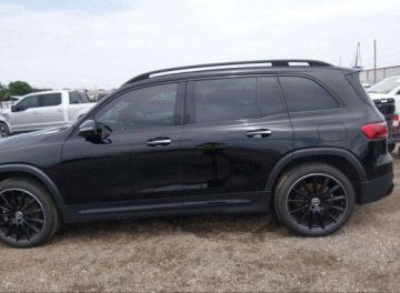Mercedes GLB SUV 2.0 250 224KM 2023 Mercedes-Benz GLB 2023r., GLB 250, 2L, od ubezpieczalni 2.0 Benzyna 224KM, zdjęcie 3