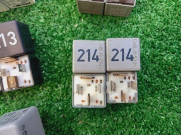 Реле сиденья Vw Audi Skoda 213 214 370 372 373 оригинал