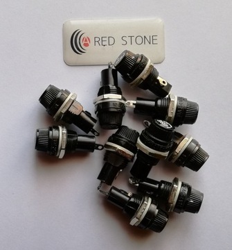 Gniazdo bezpiecznika 5x20mm do obudowy
