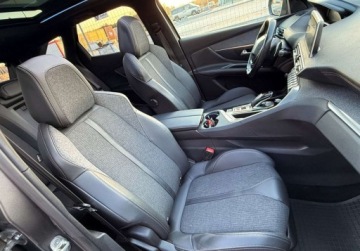 Peugeot 3008 II Crossover 1.6 THP 180KM 2019 Peugeot 3008 GT LINE 1.6PT 180ps AutoMat DachPanorama FullLed Bezwypadkowy, zdjęcie 19