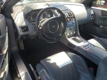 Aston Martin DB9 Volante 5.9 i V12 48V 450KM 2006 Aston Martin DB9 Volante 2006 5.9l 5.9 Benzyna 450KM, zdjęcie 8