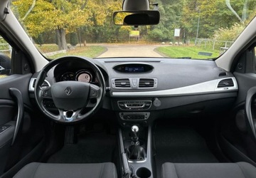 Renault Megane III Grandtour Facelifting 2013 Energy dCi 130KM 2014 Renault Megane Renault Megane 1.6 dCi Energy Zen 1.6 Diesel 130KM, zdjęcie 6