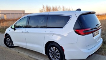Chrysler Pacifica II 3.6 V6 Hybrid 264KM 2023 Chrysler Pacifica Chrysler Pacifica 3.6 Hybryda Plug-in 264KM, zdjęcie 1