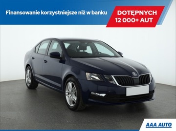 Skoda Octavia 1.4 TSI, Salon Polska