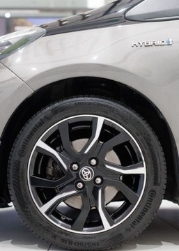 Toyota Yaris III Hatchback 5d Facelifting Hybrid 100KM 2017 Toyota Yaris Hybrid 100 Selection 1.5 Hybryda 100KM, zdjęcie 25