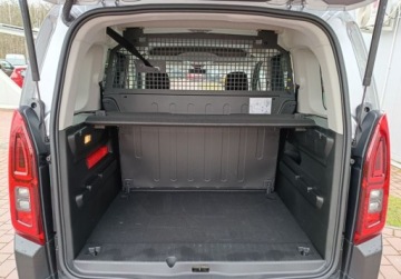 Citroen Berlingo III Osobowy M 1.2 PureTech 110KM 2023 Citroen Berlingo N1 Bogate wyposazenie Niski Przebieg 1.2 Benzyna 110KM, zdjęcie 2