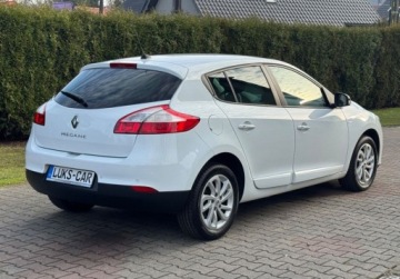 Renault Megane III Hatchback Facelifting 2013 1.6 16V 110KM 2014 Renault Megane 1.6 110KM R-link Climatronic Navi Serwis Bezwypadkowy Dla w, zdjęcie 7