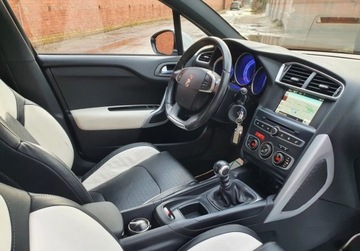 DS 4 I Hatchback Facelifting 2015 (Citroen) 1.2 PureTech 131KM 2015 Citroen DS4 Bezwypadkowy Masaze Nawigacja GetHelp 1.2 Benzyna, zdjęcie 11