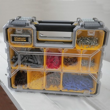 Контейнер с организатором для винта 10 контейнеров Stanley