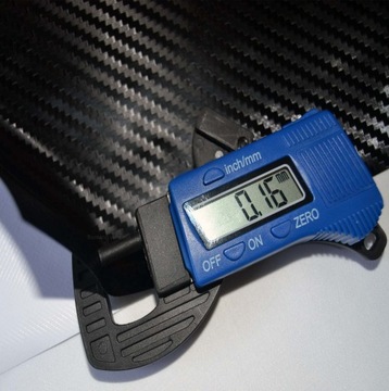 3D УГЛЕРФОЛЬГА ЧЕРНЫЙ ШПОН МАТОВЫЙ ЧЕРНЫЙ АВТОМОБИЛЬ 3М x 0,3М + РАКЛА