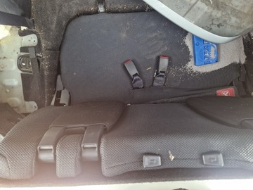 MITSUBISHI OUTLANDER II 2007-2012 SEDADLA POHOVKA 3 ŘADA KOMPLET KŮŽE