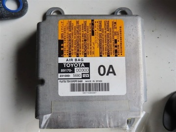 ПОДУШКИ ПРИБОРНОЙ ПАНЕЛИ КОКПИТ РЕМНЯ TOYOTA YARIS III 2011-2014 ГОД ЕВРОПА