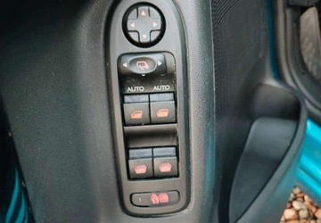 Citroen C3 II Hatchback 1.4 75KM 2012 Citroen C3 Citroen C3 1.4 Attraction 1.4 Benzyna 75KM, zdjęcie 18