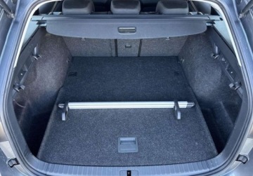 Skoda Octavia IV Kombi 2.0 TDI SCR 200KM 2022 Skoda Octavia 2.0TDI 200KM 4x4 Scout Matrix Hak ACC Ambiente Head-Up Kamer, zdjęcie 33