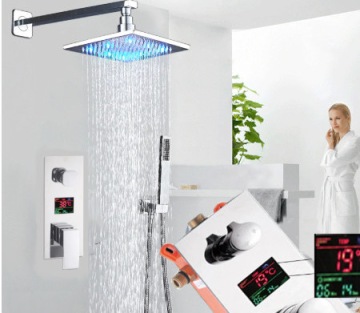 КОМПЛЕКТ ВСТРАИВАННОГО ДИСПЛЕЯ, ДОЖДЕВОЙ ДУШ С LED-подсветкой