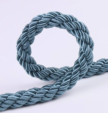 КРЕПЛЕНИЕ ШТОР, МАГНИТНАЯ ПРЯЖКА, ТОЛСТАЯ КРЫШКА, ДЕКОРАТИВНОЕ ОТДЕЛЕНИЕ