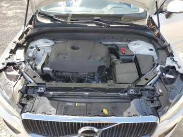 Volvo XC60 II 2021 Volvo XC 60 T5 Momentum 2021 2.0l 2.0 Benzyna 250KM, zdjęcie 6
