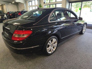 Mercedes Klasa C W204 Limuzyna 2.2 200 CDI 136KM 2010 Mercedes Benz C-200, Avangarde, Nawi, Manual, zdjęcie 3