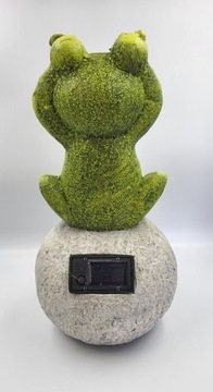 Садовая статуэтка Большая лягушка на камне Солнечная светодиодная лампа 36 см