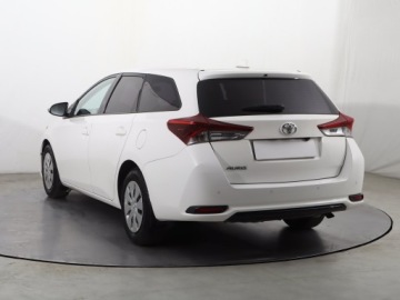 Toyota Auris II Touring Sports Facelifting 1.33 Dual VVT-i 99KM 2018 Toyota Auris 1.3 Dual VVT-i, Salon Polska, zdjęcie 3