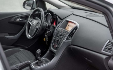 Opel Astra J GTC 1.4 Turbo ECOTEC 120KM 2015 Opel Astra Opel Astra 1.4 Benzyna 120KM, zdjęcie 30