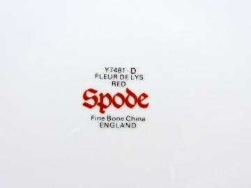 Королевское блюдо Fleur De Lys Red Spode