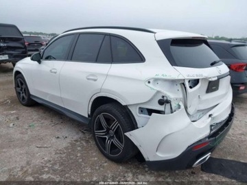 Mercedes GLC C254/X254 2024 Mercedes-Benz GLC 300, 2024r., 2.0L 2.0 Benzyna 255KM, zdjęcie 4