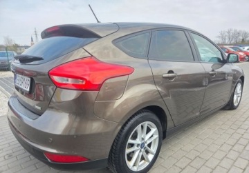 Ford Focus III Sedan Facelifting 1.0 EcoBoost 125KM 2017 Ford Focus 1.0benz 125KM 6b Led Tempomat Grz.Szybafotele PDC Salon Polska, zdjęcie 4