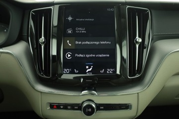 Volvo XC60 II Crossover D5 235KM 2020 Volvo XC60 D5 AWD, Salon Polska, 231 KM, 4X4, zdjęcie 8