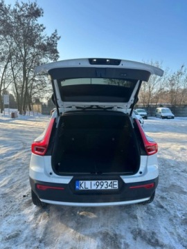 Volvo XC40 2024 Volvo XC 40 Plus 2024 ZarejestrowaneGotowe do jazdy 2.0 Benzyna 247KM, zdjęcie 3