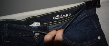 Proste jeansy Adidas neo label 33/32