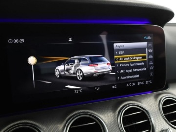 Mercedes Klasa E W213 Kombi 2.0 250 211KM 2017 Mercedes E 250 FV23% automat full LED virtual, zdjęcie 25