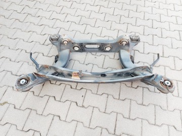 MERCEDES W205 COUPE Kołyska sanki wózek tył 18r.