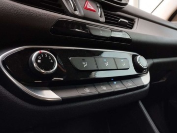 Hyundai i30 III Wagon Facelifting 1.0 T-GDI 120KM 2022 Hyundai i30 1.0 T-GDI MODERN , Salon PL, FV 23 Benzyna 120KM, zdjęcie 24