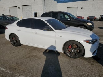 Alfa Romeo Giulia II Sedan Facelifting 2.0 Turbo 280KM 2020 Alfa Romeo Giulia TI 2020 2.0l 2.0 Benzyna 280KM, zdjęcie 4