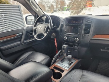 Mitsubishi Pajero IV SUV 5d 3.2 Di-DC 170KM 2009 Mitsubishi Pajero sprowadzony ubezpieczony zarejestrowany, zdjęcie 14