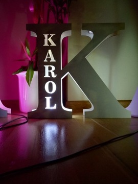 Lampka do pokoju dziecka z imieniem duża literka