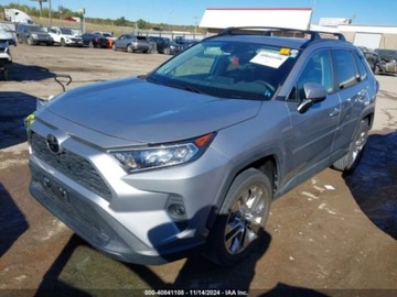 Toyota 2021 Toyota RAV4 2021r., XLE Premium, od ubezpieczalni 2.5 Benzyna 203KM, zdjęcie 2