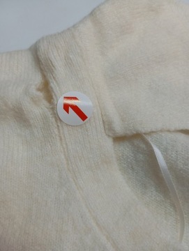 Bershka Biały sweter oversize z kołnierzykiem polo S