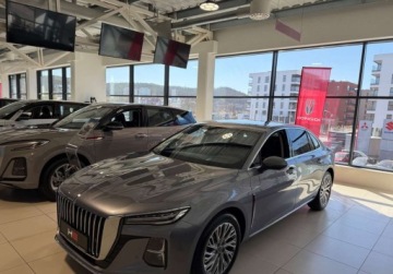 Hongqi H5 2025 Hongqi H5 2.0T Deluxe Leasing od 101 2.0 Benzyna 218KM
