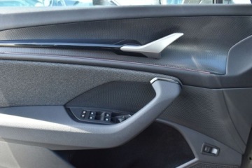 Skoda Kodiaq I SUV Facelifting 1.5 TSI 150KM 2024 Skoda Kodiaq SalonPL 1.5TSI mHEV DSG Selection 19Pakiet Light View VAT23, zdjęcie 26