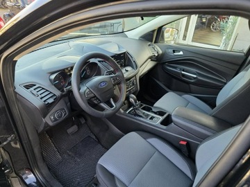 Ford Kuga III 2019 Ford Kuga 1.5 EcoBoost 182 KM, Automat,, zdjęcie 6