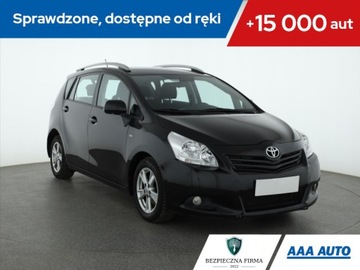 Toyota Verso Minivan 2.0 D-4D 126KM 2009 Toyota Verso 2.0 D-4D, Salon Polska, Serwis ASO