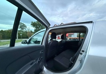 Dacia Sandero II Hatchback 5d 1.5 dCi 90KM 2014 Dacia Sandero Dacia Sandero 1.5 dCi Laureate 1.5 Diesel 90KM, zdjęcie 13